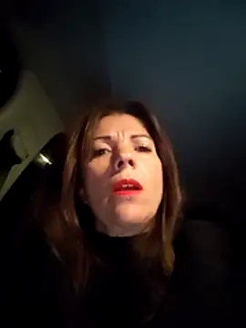 Snapshot of sansan2411 chatting on 11-01-25, 05:26 sansan2411 online show from 11-01-25, 05:26