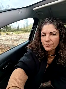 Snapshot of sansan2411 chatting on 11-06-25, 01:01 sansan2411 online show from 11-06-25, 01:01