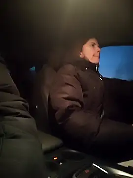 Snapshot of sansan2411 chatting on 11-27-25, 04:42 sansan2411 online show from 11-27-25, 04:42