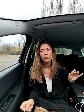 sansan2411 online show from 02-06-26, 12:19