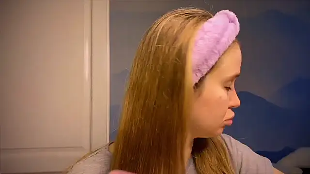 IlonaMurf online show from 10-27-25, 07:23