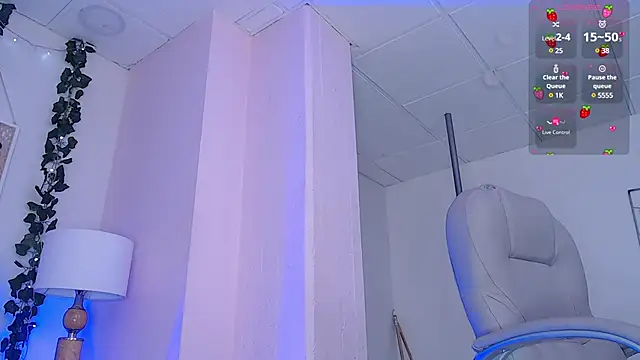 Snapshot of Miaa_gh1 chatting on 03-06-25, 02:40 Miaa gh1 online show from 03-06-25, 02:40