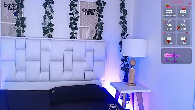 Snapshot of Miaa_gh1 chatting on 03-07-25, 11:51 Miaa gh1 online show from 03-07-25, 11:51