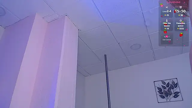 Snapshot of Miaa_gh1 chatting on 03-22-25, 03:31 Miaa gh1 online show from 03-22-25, 03:31