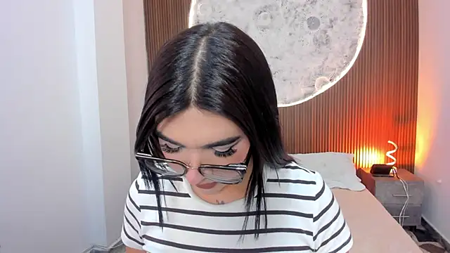 RoseCassie online show from 03-04-26, 01:39