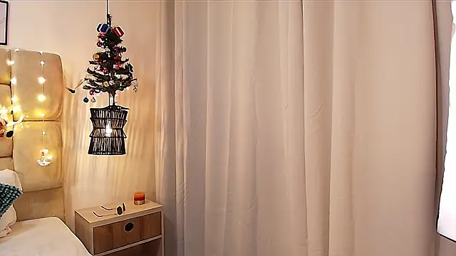 Valentinadiazz1 online show from 01-03-25, 02:40