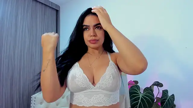 Sara Leblanc online show from 10-03-25, 03:09