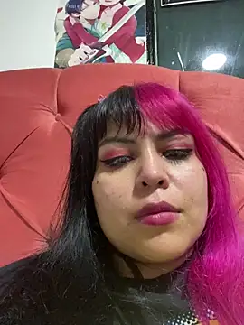 Snapshot of Pinky-Flower chatting on 01-01-25, 06:37 Pinky-Flower online show from 01-01-25, 06:37