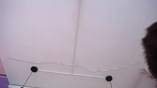 lauraltt online show from 03-05-25, 01:52