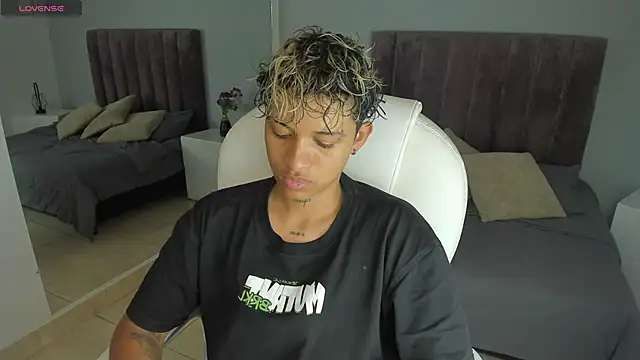 Dominick jones online show from 01-23-25, 07:51