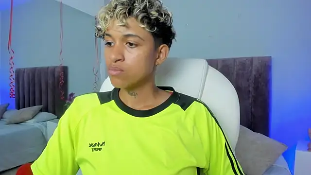 Dominick jones online show from 02-17-25, 11:42