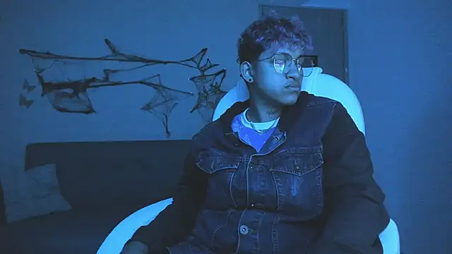 Dominick jones online show from 10-09-25, 05:27