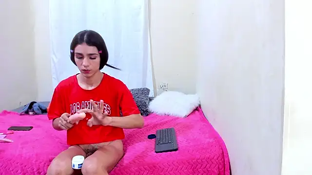 Mariana 16  online show from 01-31-25, 09:59