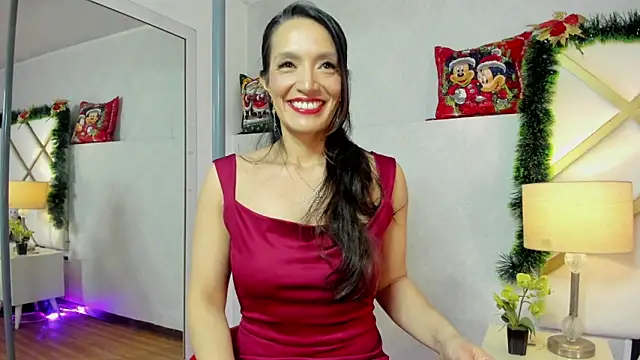 Snapshot of AmyRox_ chatting on 12-19-25, 11:39 AmyRox online show from 12-19-25, 11:39