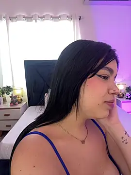 Snapshot of Lily_Woodz chatting on 06-04-26, 07:09 Lily Woodz online show from 06-04-26, 07:09