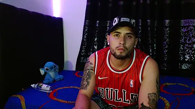 miia-liiam online show from 01-07-26, 05:32