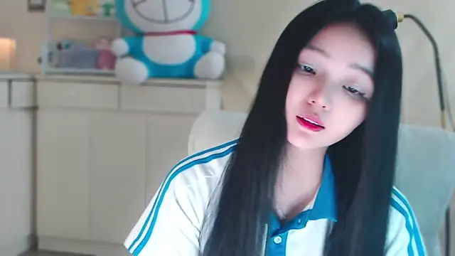 xiao-xiao-D online show from 01-04-25, 12:05