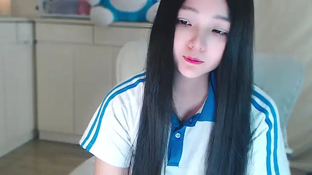 xiao-xiao-D online show from 01-06-25, 12:02