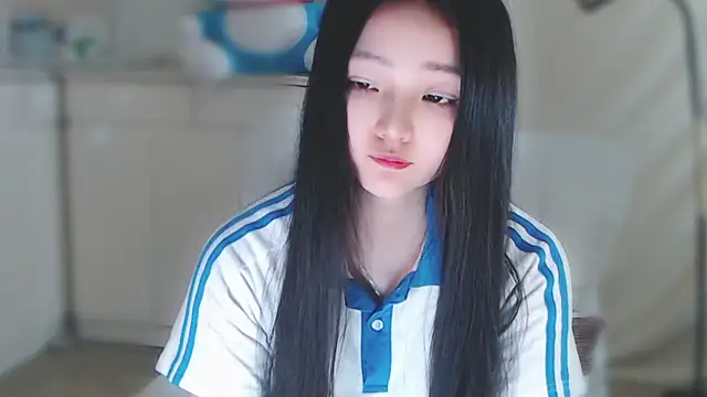 xiao-xiao-D online show from 02-07-25, 08:22