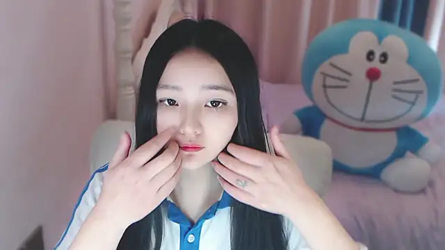 xiao-xiao-D online show from 02-15-25, 11:39