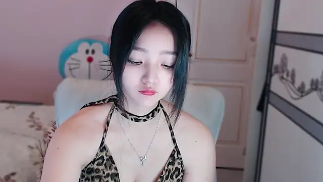 xiao-xiao-D online show from 03-11-25, 07:26