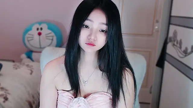 xiao-xiao-D online show from 03-17-25, 05:01