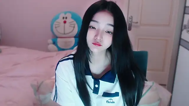 xiao-xiao-D online show from 10-08-25, 06:33