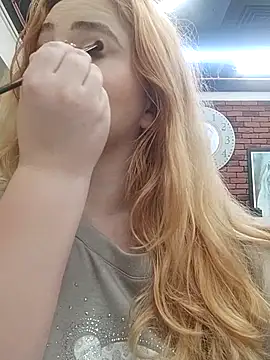 AliceWest  online show from 04-09-26, 04:01