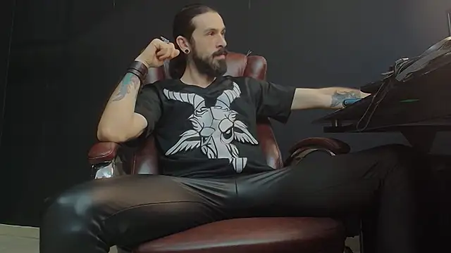 AxelColton online show from 01-09-25, 06:17