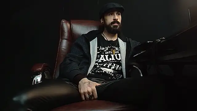 AxelColton online show from 01-11-25, 06:14