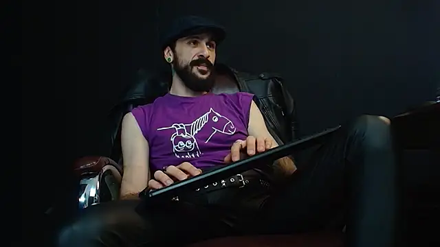 AxelColton online show from 01-23-25, 06:39