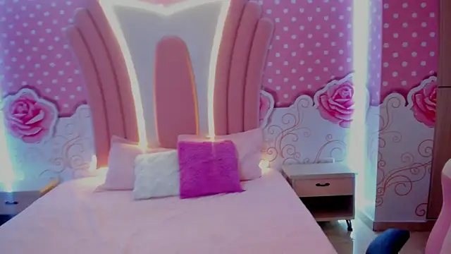 Lily Martinez online show from 01-20-25, 11:10