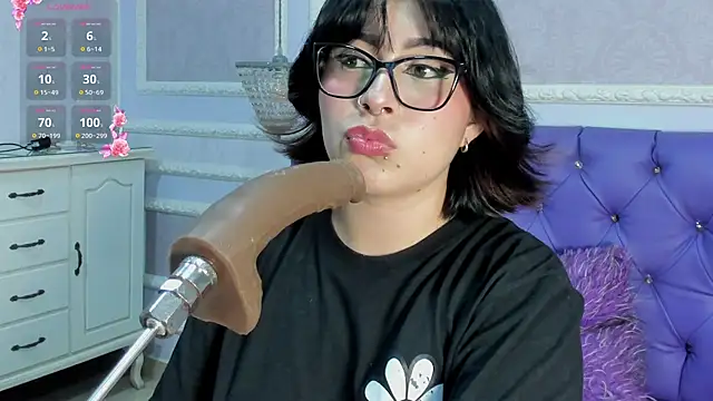 Lily Martinez online show from 02-05-26, 06:51