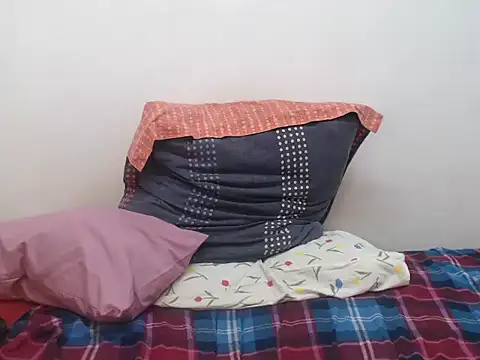 Snapshot of DarkCreamx chatting on 12-20-24, 02:27 DarkCreamx online show from 12-20-24, 02:27