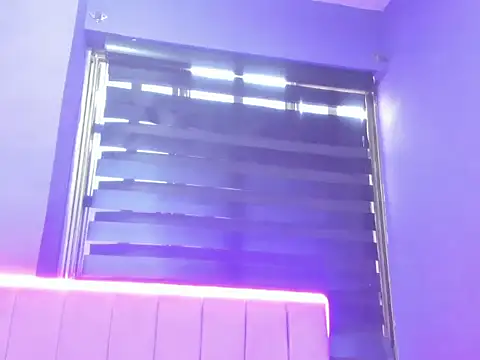 CintiaWalker online show from 12-20-25, 12:45