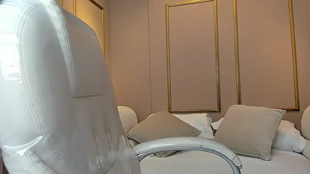 Snapshot of PerlaPreciosa chatting on 09-19-25, 04:03 PerlaPreciosa online show from 09-19-25, 04:03