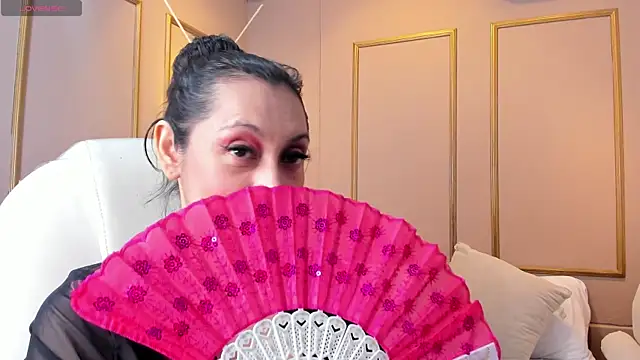 Snapshot of PerlaPreciosa chatting on 10-07-25, 04:09 PerlaPreciosa online show from 10-07-25, 04:09