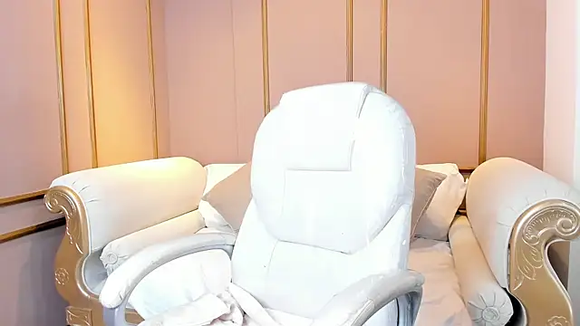 Snapshot of PerlaPreciosa chatting on 11-12-25, 04:02 PerlaPreciosa online show from 11-12-25, 04:02