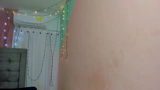 dani-lue online show from 01-26-25, 12:11