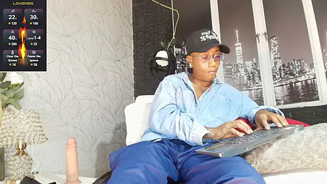 Snapshot of JhonyMiller_ chatting on 01-22-25, 08:06 JhonyMiller  online show from 01-22-25, 08:06