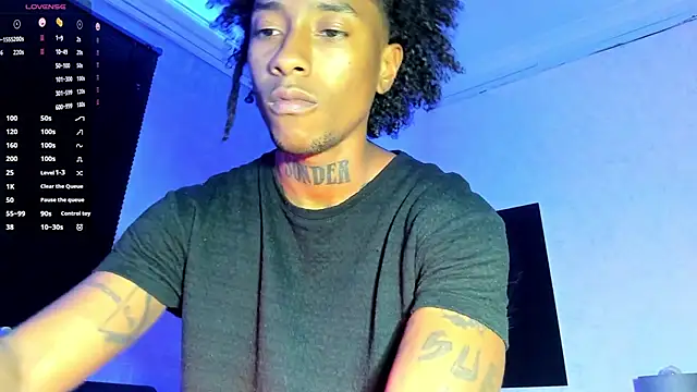 Snapshot of JhonyMiller_ chatting on 10-24-25, 06:59 JhonyMiller  online show from 10-24-25, 06:59