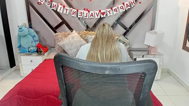 Snapshot of natalia5560 chatting on 10-01-25, 12:55 natalia5560 online show from 10-01-25, 12:55