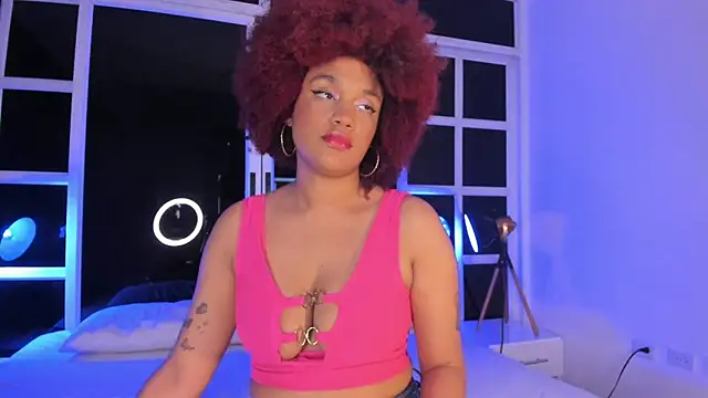 Snapshot of loladupont chatting on 05-24-26, 03:22 loladupont online show from 05-24-26, 03:22