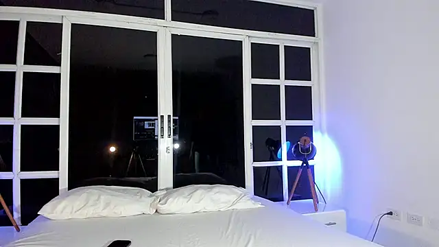 loladupont online show from 07-27-26, 03:13