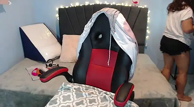 AngelRouss online show from 01-25-25, 01:41