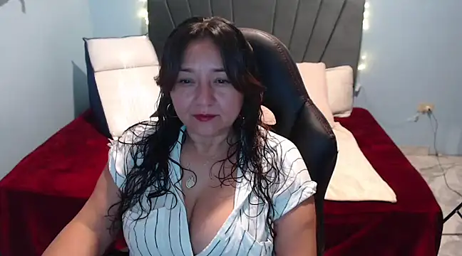 AngelRouss online show from 02-14-25, 01:18