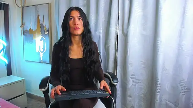 Chlooe Zoe online show from 04-23-26, 03:30