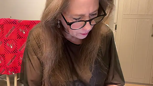 Keywest Kate online show from 01-25-25, 02:04