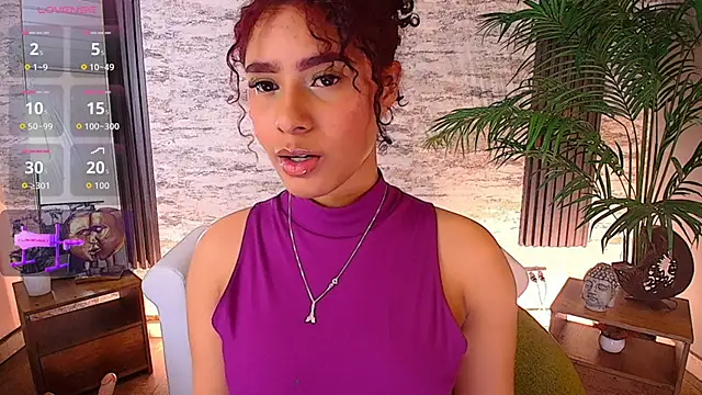 charlottee white online show from 11-13-25, 09:36