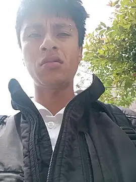 Snapshot of codysmith chatting on 10-28-25, 05:15 codysmith online show from 10-28-25, 05:15